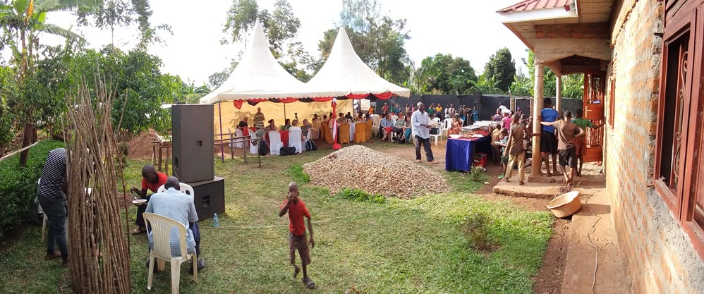 Abschiedsfeier bei der Kaffee-Kooperative "United Organic Coffee Growers", Mount Elgon, Uganda