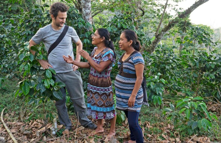 Andreas von Chic Ethic zu Besuch bei der Fair Trade Kooperative CIASFA in Guatemala